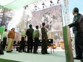 Felipe Calderon detonando inicio puente baluarte